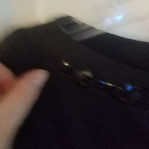 Sophisticated black dress - Picture 5 of 6